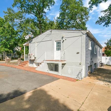 Escape To Our Cozy 3 Bed Rm 2 Bath Unit In Alexandria Va Villa Bagian luar foto