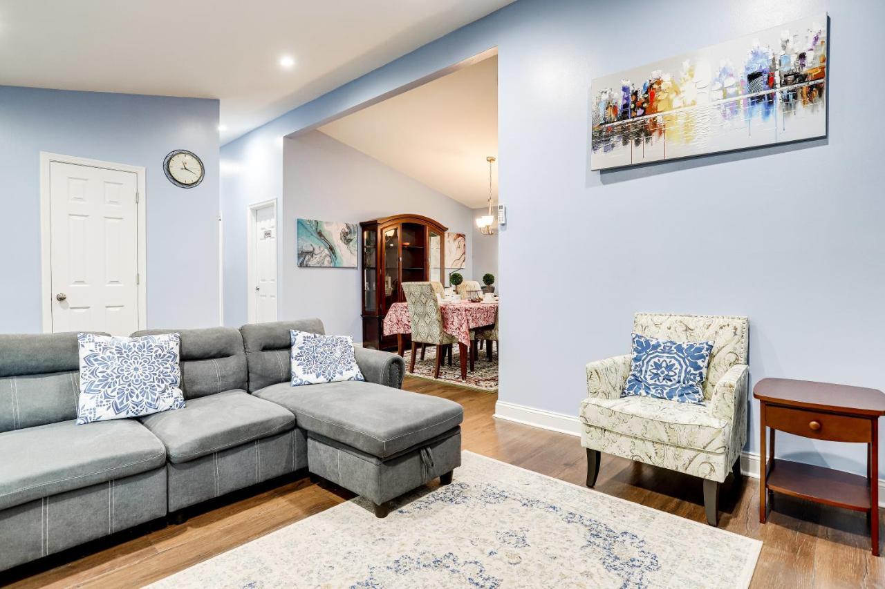 Escape To Our Cozy 3 Bed Rm 2 Bath Unit In Alexandria Va Villa Bagian luar foto