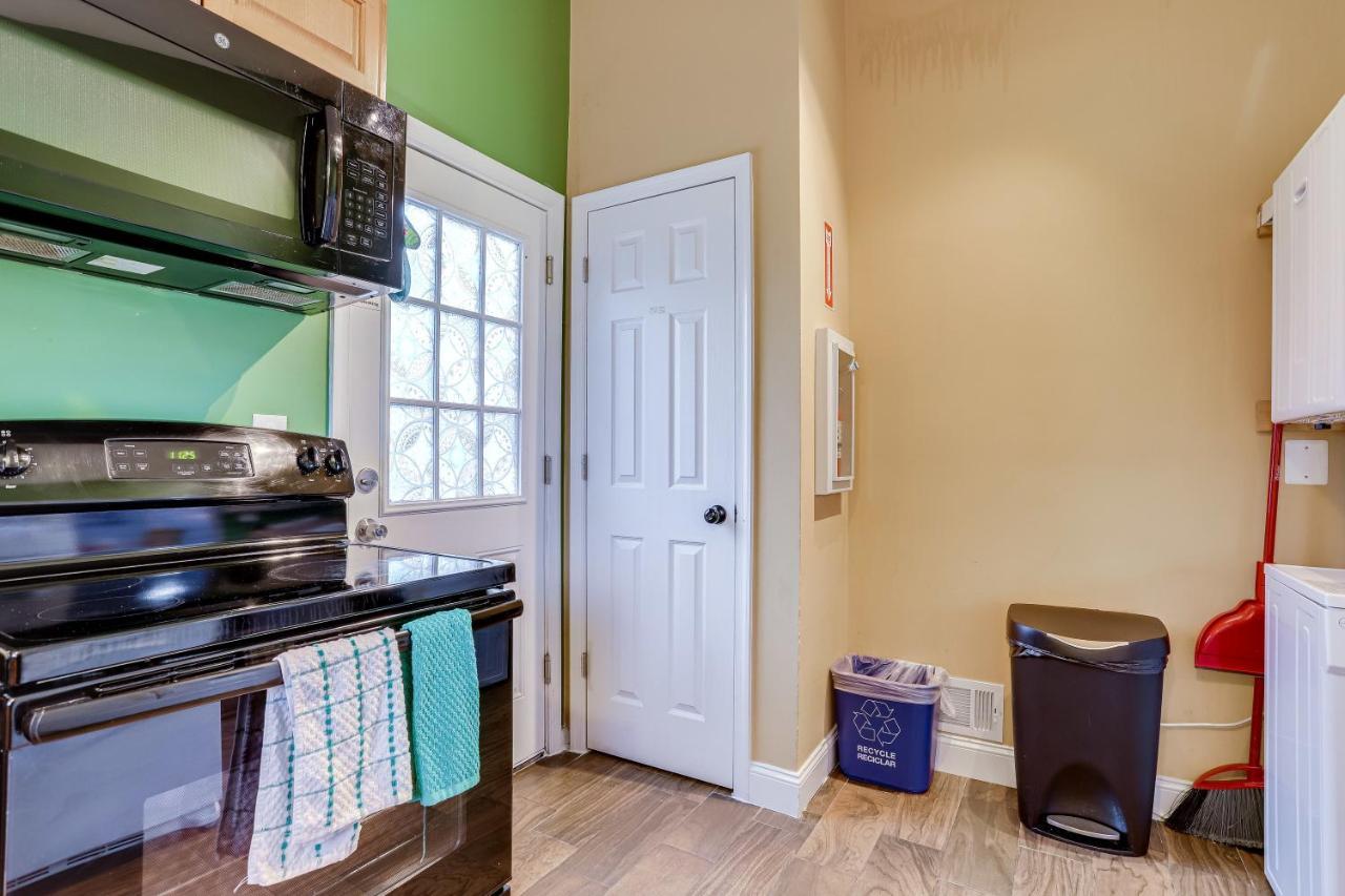 Escape To Our Cozy 3 Bed Rm 2 Bath Unit In Alexandria Va Villa Bagian luar foto