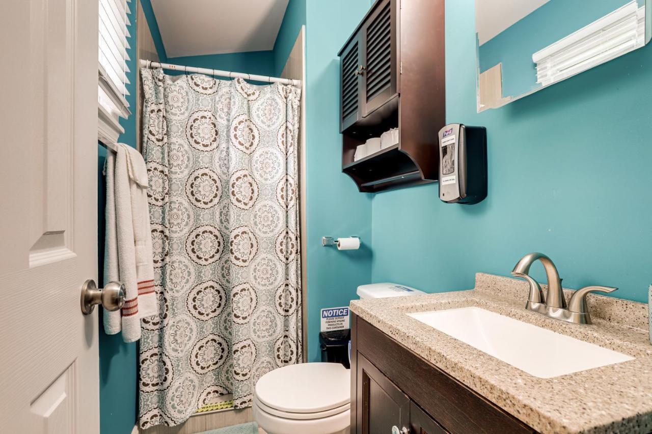 Escape To Our Cozy 3 Bed Rm 2 Bath Unit In Alexandria Va Villa Bagian luar foto