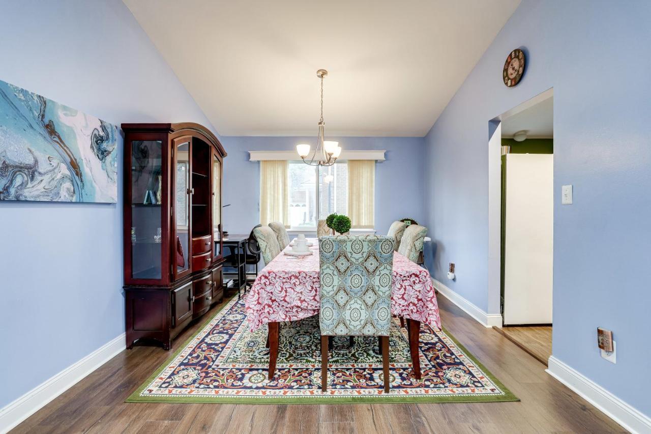 Escape To Our Cozy 3 Bed Rm 2 Bath Unit In Alexandria Va Villa Bagian luar foto