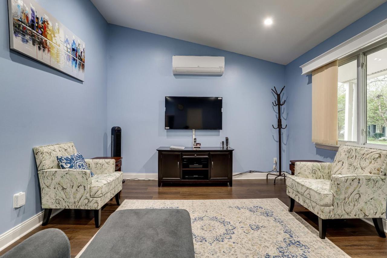 Escape To Our Cozy 3 Bed Rm 2 Bath Unit In Alexandria Va Villa Bagian luar foto