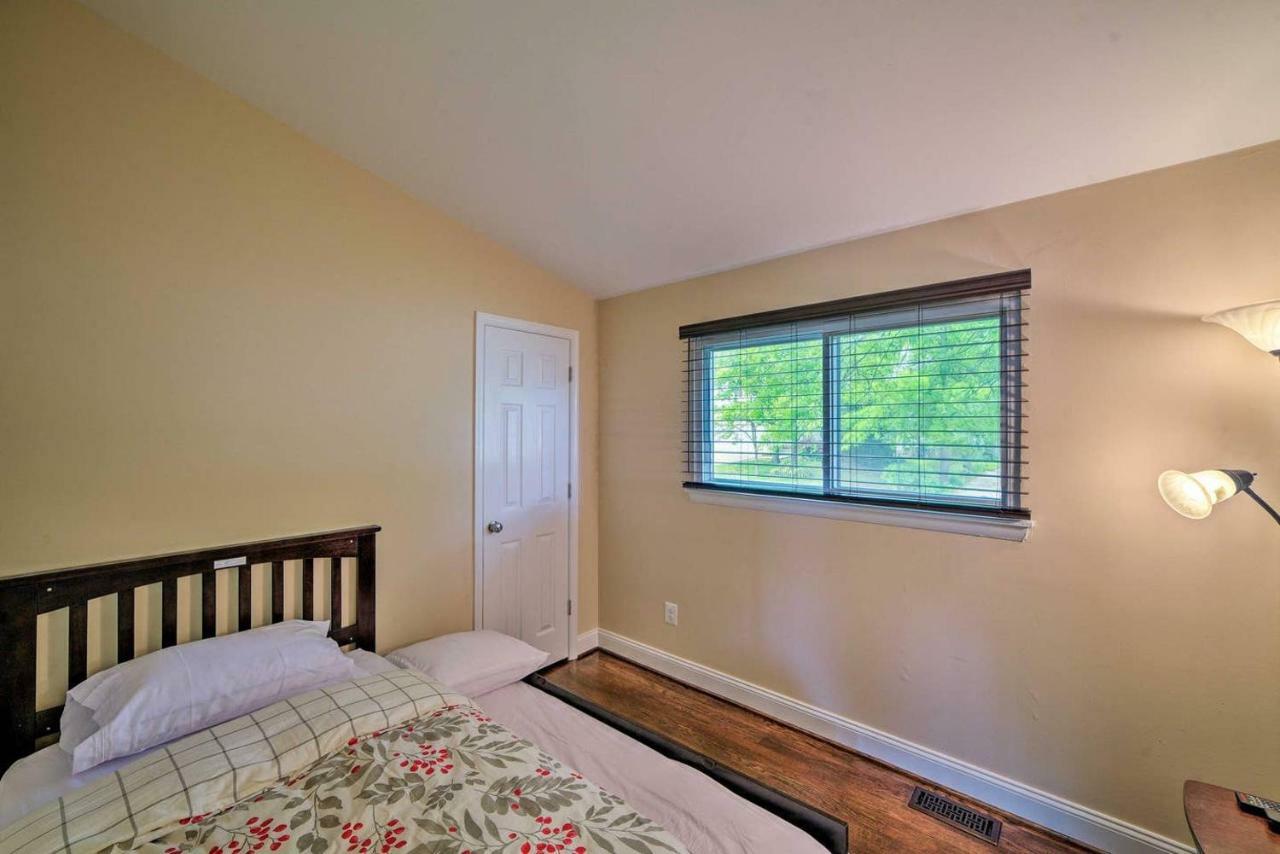 Escape To Our Cozy 3 Bed Rm 2 Bath Unit In Alexandria Va Villa Bagian luar foto